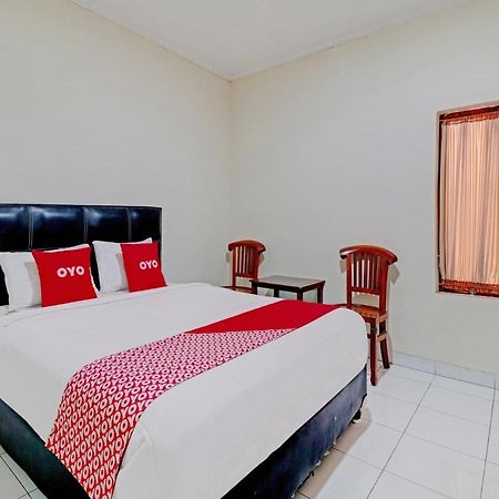 Capital O 90407 Wisma Bahtera Hotel Cirebon Exteriör bild