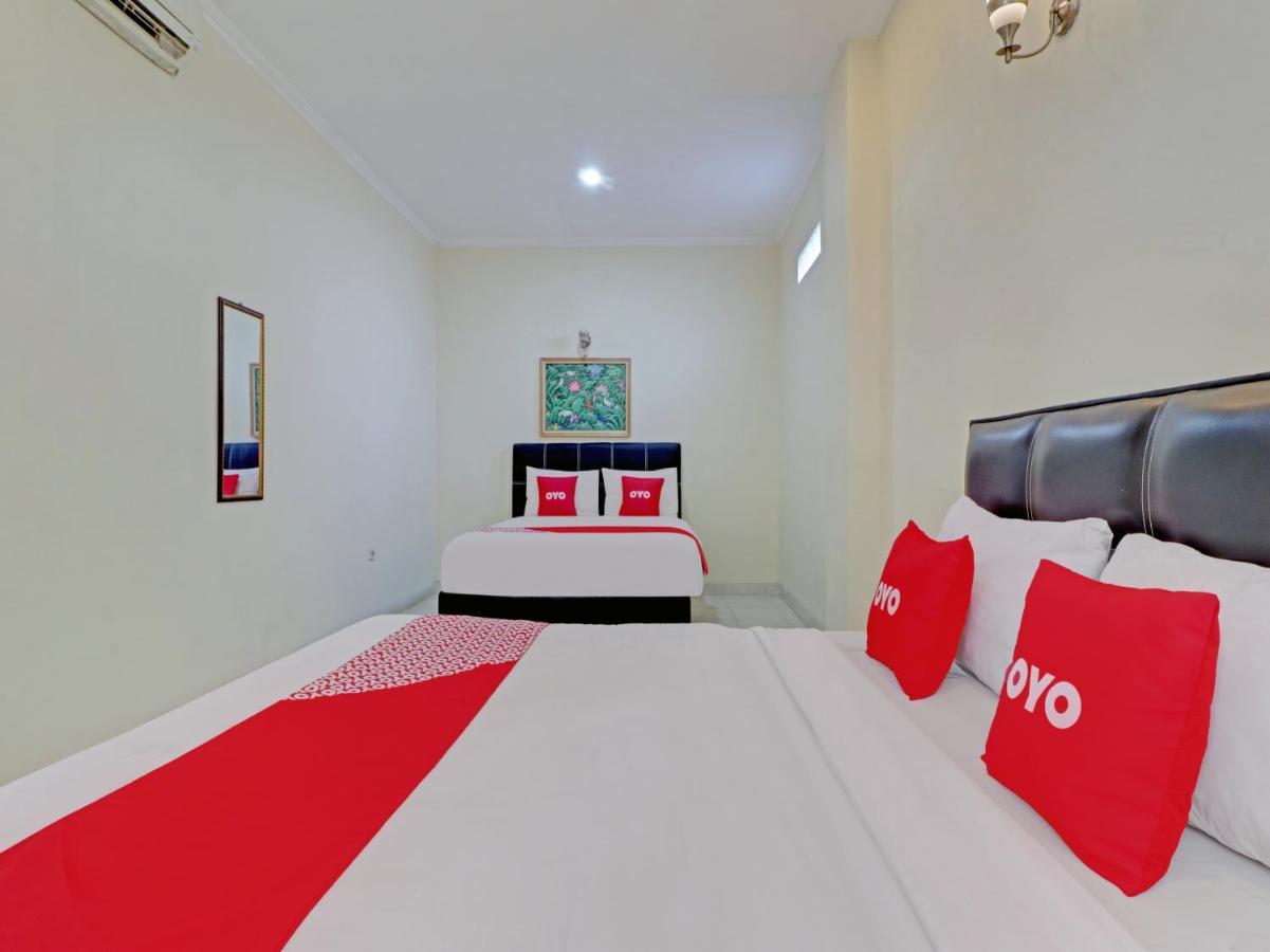 Capital O 90407 Wisma Bahtera Hotel Cirebon Exteriör bild