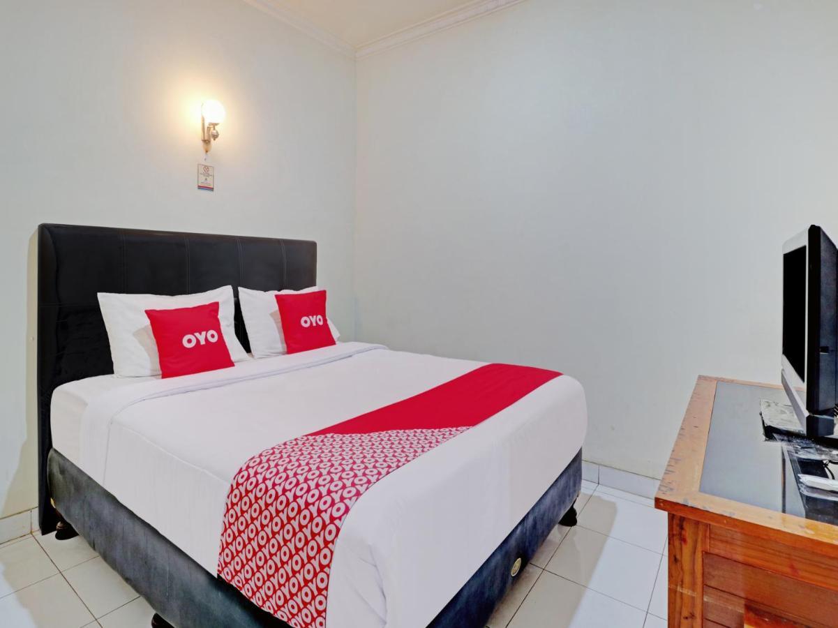 Capital O 90407 Wisma Bahtera Hotel Cirebon Exteriör bild