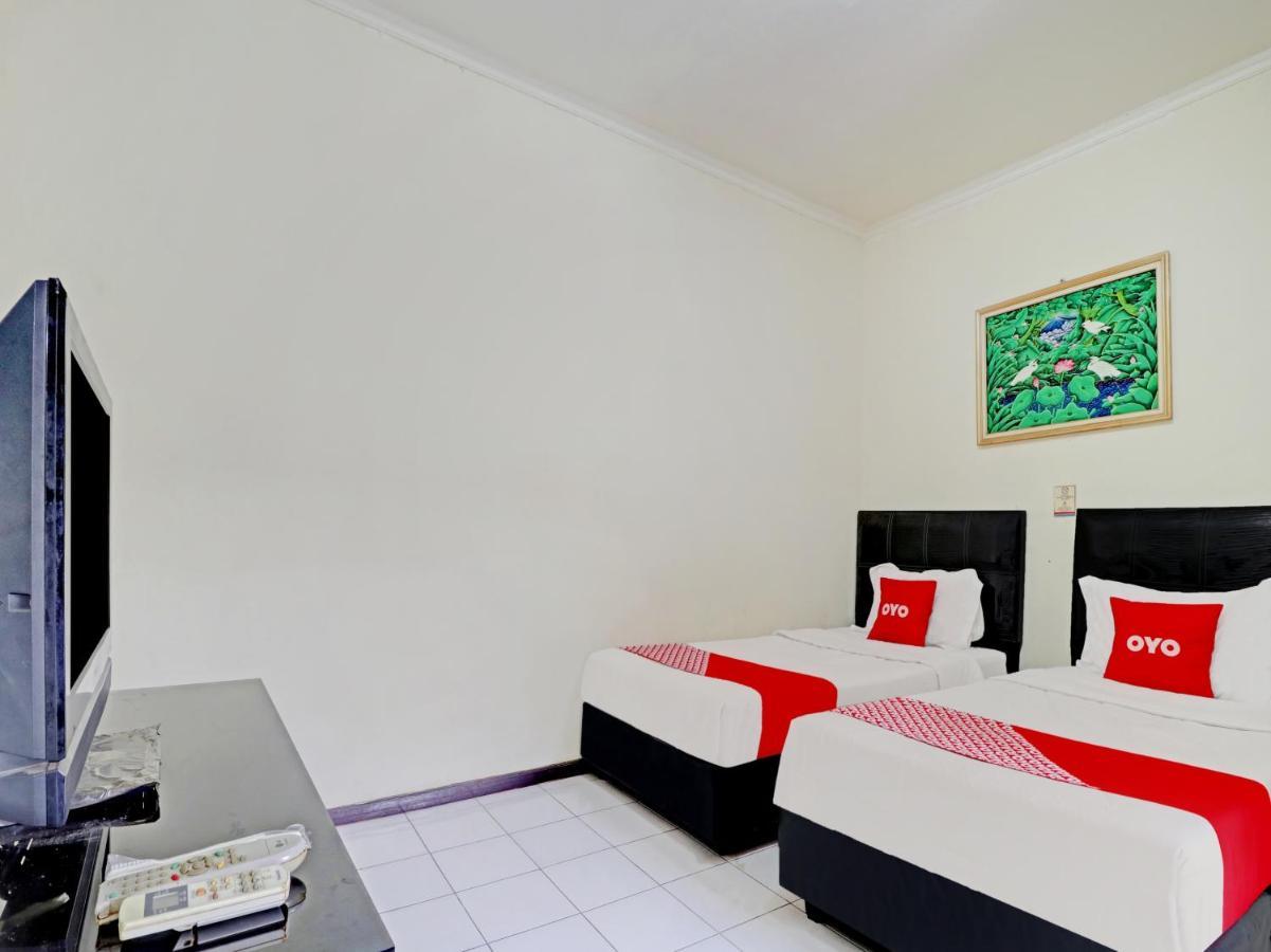 Capital O 90407 Wisma Bahtera Hotel Cirebon Exteriör bild