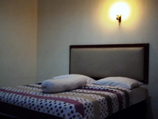 Capital O 90407 Wisma Bahtera Hotel Cirebon Exteriör bild